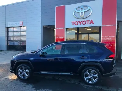 TOYOTA RAV4 Hybride 218ch Dynamic 2WD occasion 2019 - Photo 2