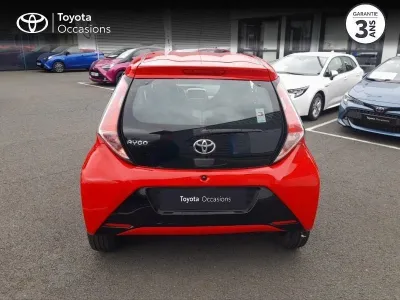 TOYOTA Aygo 1.0 VVT-i 69ch x-play 5p occasion 2018 - Photo 4