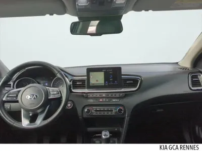 KIA Ceed 1.6 CRDI 136ch Edition 1 occasion 2018 - Photo 4