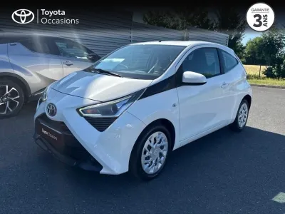 TOYOTA Aygo 1.0 VVT-i 72ch x-play x-app 5p MC18 occasion 2019 - Photo 1