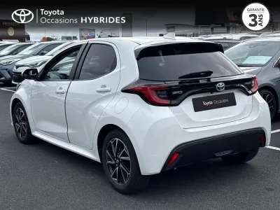TOYOTA Yaris 116h Design 5p MY22 occasion 2022 - Photo 2