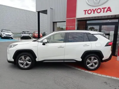 TOYOTA RAV4 Hybride 218ch Lounge 2WD MY21 occasion 2020 - Photo 3