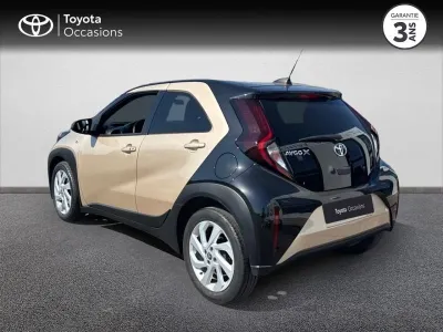 TOYOTA Aygo X 1.0 VVT-i 72ch Design occasion 2022 - Photo 2