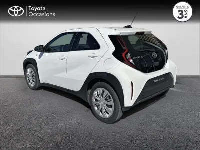 TOYOTA Aygo X 1.0 VVT-i 72ch Dynamic occasion 2022 - Photo 2