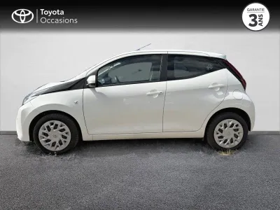 TOYOTA Aygo 1.0 VVT-i 72ch x-play 5p MY20 occasion 2021 - Photo 3