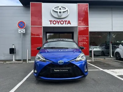 TOYOTA Yaris 100h Collection 5p occasion 2017 - Photo 2