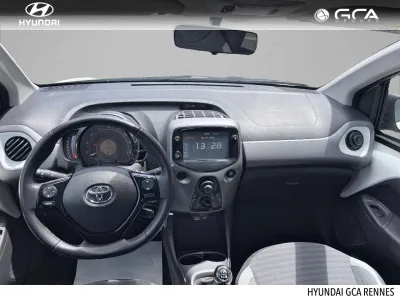 TOYOTA Aygo 1.0 VVT-i 72ch x-play 3p MY20 occasion 2019 - Photo 4