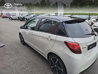 TOYOTA Yaris 100 VVT-i Collection CVT 5p occasion 2016 - Photo 2