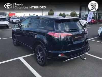 TOYOTA RAV4 197 Hybride Exclusive 2WD CVT occasion 2017 - Photo 2