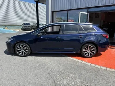 TOYOTA Corolla Touring Spt 122h Design MY22 occasion 2021 - Photo 2