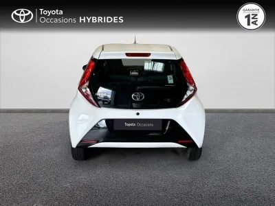 TOYOTA Aygo 1.0 VVT-i 72ch x-play 5p MY20 occasion 2021 - Photo 4