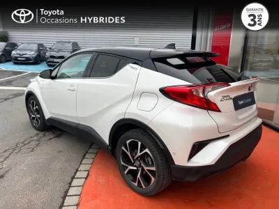 TOYOTA C-HR 122h Graphic 2WD E-CVT occasion 2017 - Photo 2