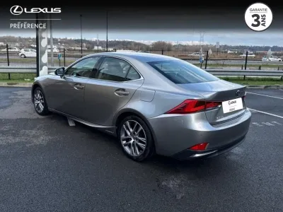 LEXUS IS 300h Pack Business Euro6d-T occasion 2017 - Photo 2