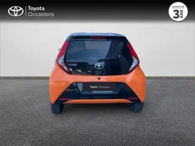 TOYOTA Aygo 1.0 VVT-i 72ch x-cite 2 5P MY19 occasion 2020 - Photo 4