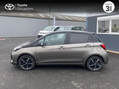 TOYOTA Yaris 100 VVT-i Collection CVT 5p occasion 2016 - Photo 3