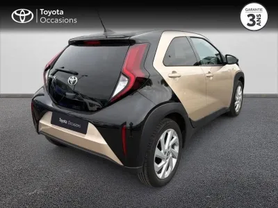 TOYOTA Aygo X 1.0 VVT-i 72ch Design occasion 2022 - Photo 2