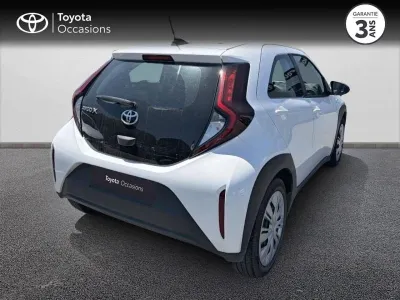 TOYOTA Aygo X 1.0 VVT-i 72ch Dynamic occasion 2022 - Photo 2