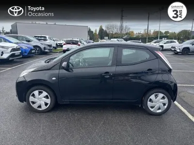 TOYOTA Aygo 1.0 VVT-i 69ch x-play 5p occasion 2018 - Photo 3