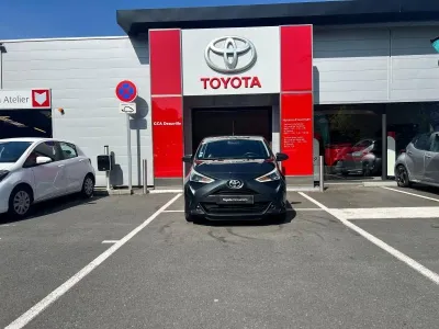 TOYOTA Aygo 1.0 VVT-i 72ch x-play 5P MY19 occasion 2020 - Photo 2