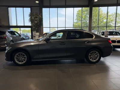 BMW Serie 3 320dA 190ch Business Design occasion 2019 - Photo 3