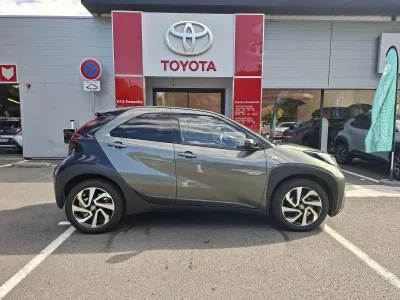 TOYOTA Aygo X 1.0 VVT-i 72ch Collection MY23 occasion 2023 - Photo 4