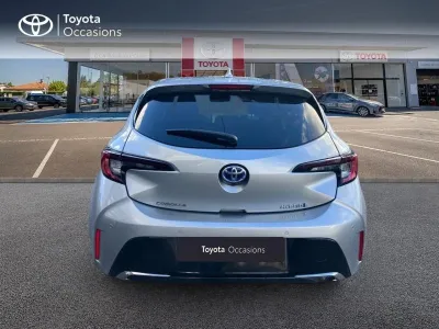 TOYOTA Corolla 1.8 140ch Design Pack Confort MY23 occasion 2023 - Photo 4