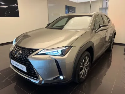 lexus-ux-300e-pack-1-cesson-sevigne-4