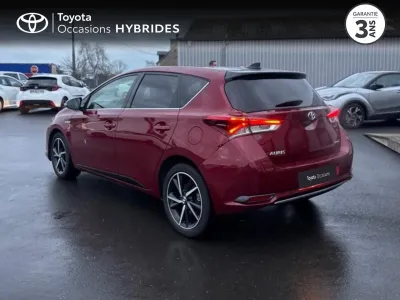 TOYOTA Auris HSD 136h Collection RC18 occasion 2018 - Photo 2