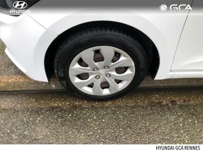 HYUNDAI i20 1.2 75ch Initia Euro6d-T EVAP occasion 2019 - Photo 4