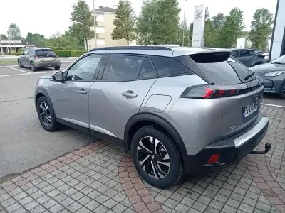 PEUGEOT 2008 1.5 BlueHDi 100ch S&S Allure Business occasion 2020 - Photo 2