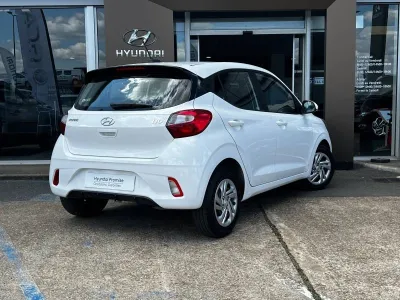 HYUNDAI i10 1.0 67ch ECO Intuitive occasion 2022 - Photo 4