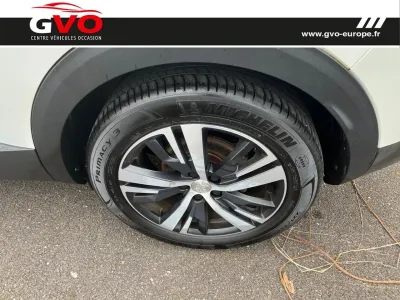 PEUGEOT 3008 1.2 PureTech 130ch GT Line S&S occasion 2017 - Photo 4