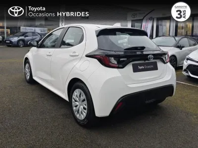 TOYOTA Yaris 116h Dynamic 5p MY22 occasion 2023 - Photo 2