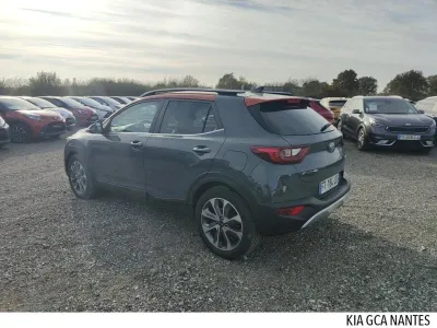 KIA Stonic 1.0 T-GDi 120ch MHEV Launch Edition iBVM6 occasion 2020 - Photo 3
