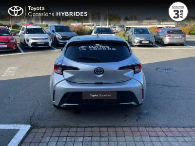 TOYOTA Corolla 1.8 140ch Design Confort occasion 2023 - Photo 4