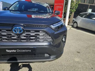 TOYOTA RAV4 2.5 Hybride 218ch Lounge 2WD MY24 occasion 2024 - Photo 2