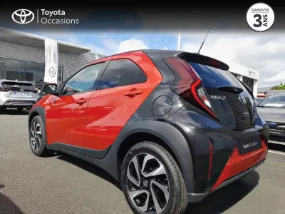 TOYOTA Aygo X 1.0 VVT-i 72ch Design occasion 2022 - Photo 2