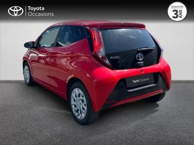 TOYOTA Aygo 1.0 VVT-i 72ch x-play 5P MY19 occasion 2021 - Photo 2
