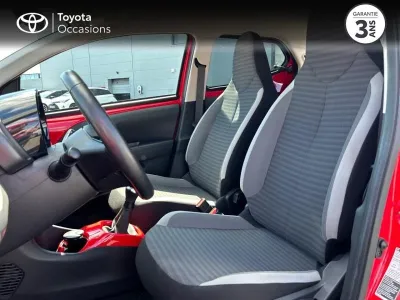 TOYOTA Aygo 1.0 VVT-i 72ch x-play 5P MY19 occasion 2021 - Photo 3