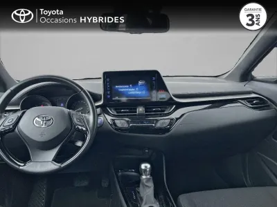 TOYOTA C-HR 122h Design 2WD E-CVT RC18 occasion 2019 - Photo 4