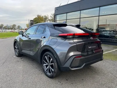 TOYOTA C-HR 1.8 140ch Design occasion 2024 - Photo 2