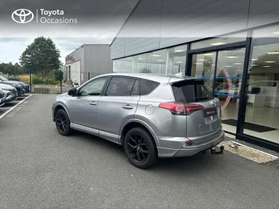 TOYOTA RAV4 197 Hybride Collection 2WD CVT occasion 2018 - Photo 2