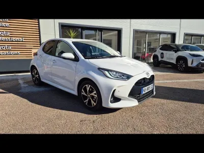 TOYOTA Yaris 116h Design 5p MC24 occasion 2024 - Photo 3