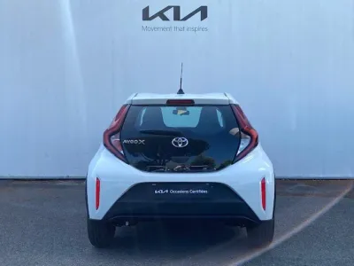 TOYOTA Aygo X 1.0 VVT-i 72ch Dynamic occasion 2022 - Photo 4