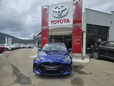 TOYOTA Yaris 116h Design 5p MY22 occasion 2021 - Photo 1