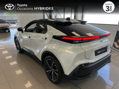 TOYOTA C-HR 1.8 140ch Collection NG23 occasion 2024 - Photo 2