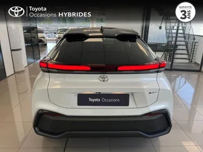 TOYOTA C-HR 1.8 140ch Collection NG23 occasion 2024 - Photo 4