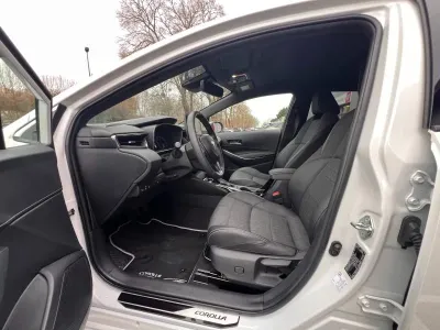 TOYOTA Corolla Touring Spt 1.8 140ch Design MY23 occasion 2023 - Photo 1