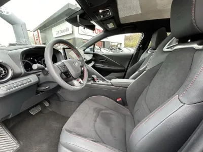 TOYOTA C-HR 2.0 Hybride Rechargeable 225ch GR Sport occasion 2024 - Photo 3