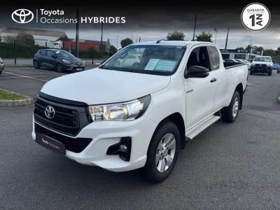 TOYOTA Hilux 2.4 D-4D 150ch X-Tra Cabine Légende 4WD MY20 occasion 2020 - Photo 1